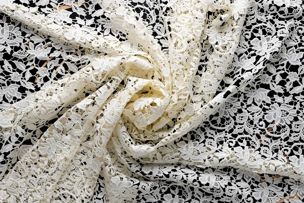 Inter Tex bridal fabric 955sku image from the Inter Tex catalogue for bridal fabrics, lace, appliques and B2B atelier orders.